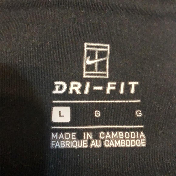 Nike women’s Dri-Fit tennis skort. Large. Black and white front/white back. - Picture 6 of 6